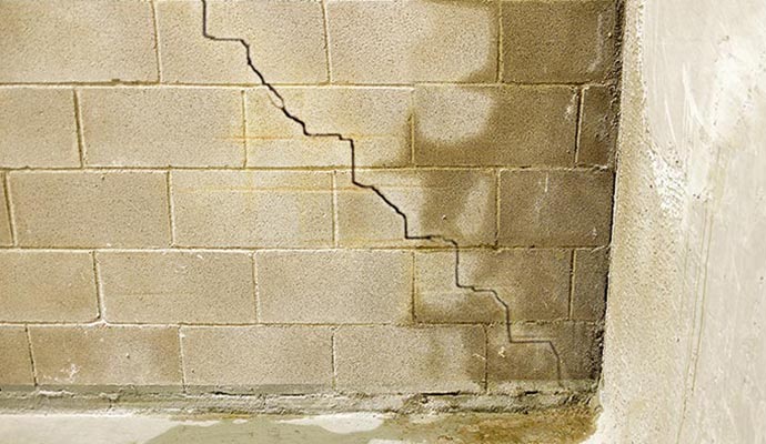 leaking crack in wall